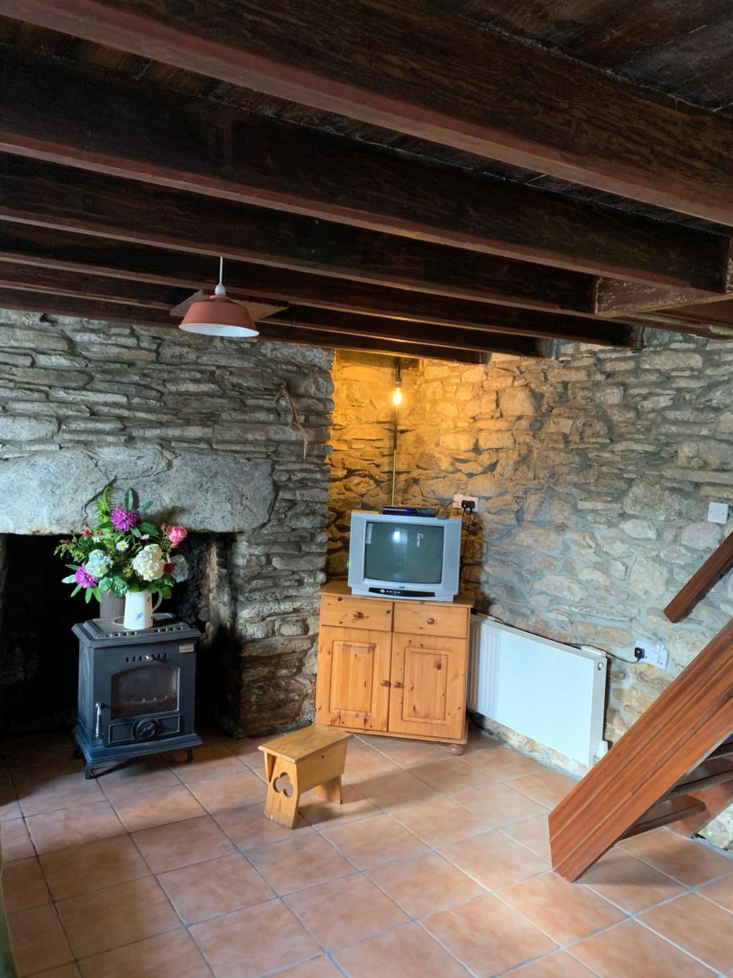 Westland Traditional Cottage Dated 1700'S Ardea Luaran gambar